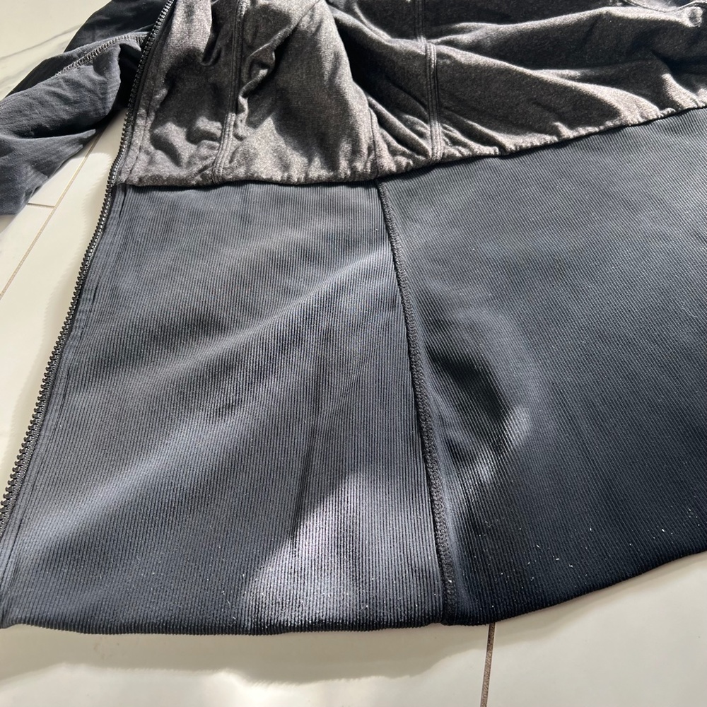 lululemon athletica Black Hooded Zip-Up Jacket - Picture 10 of 12